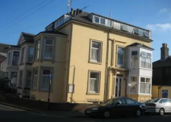 2 Berth Ground Floor Flat Apsley 2