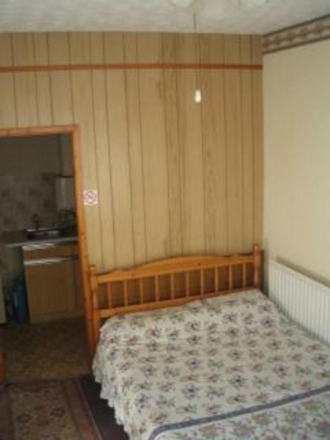 Apartment 2 Berth Ground Floor Flat Apsley 2